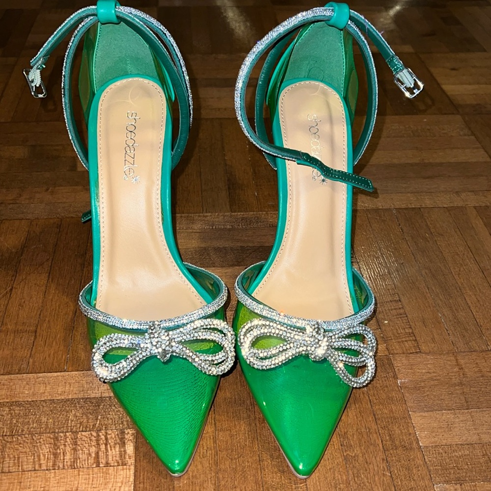 Double Bow embellished pumps
